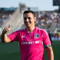 [VIDEO] ¿Lo notaste? El reconocimiento que recibió Justo Villar por parte de la hinchada alba en el Estadio Monumental