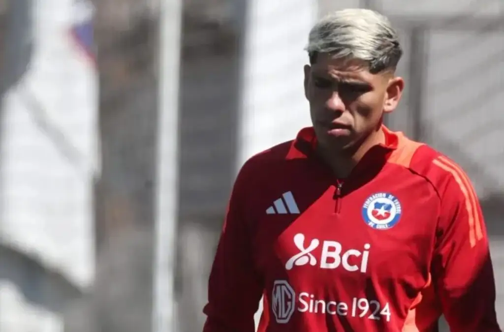 Carlos Palacios fue liberado de la convocatoria de la Selección Chilena.