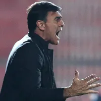 Gustavo Quinteros y su gran queja para la cancha del Estadio Santa Laura en empate de Colo Colo: «No se puede parar la pelota»