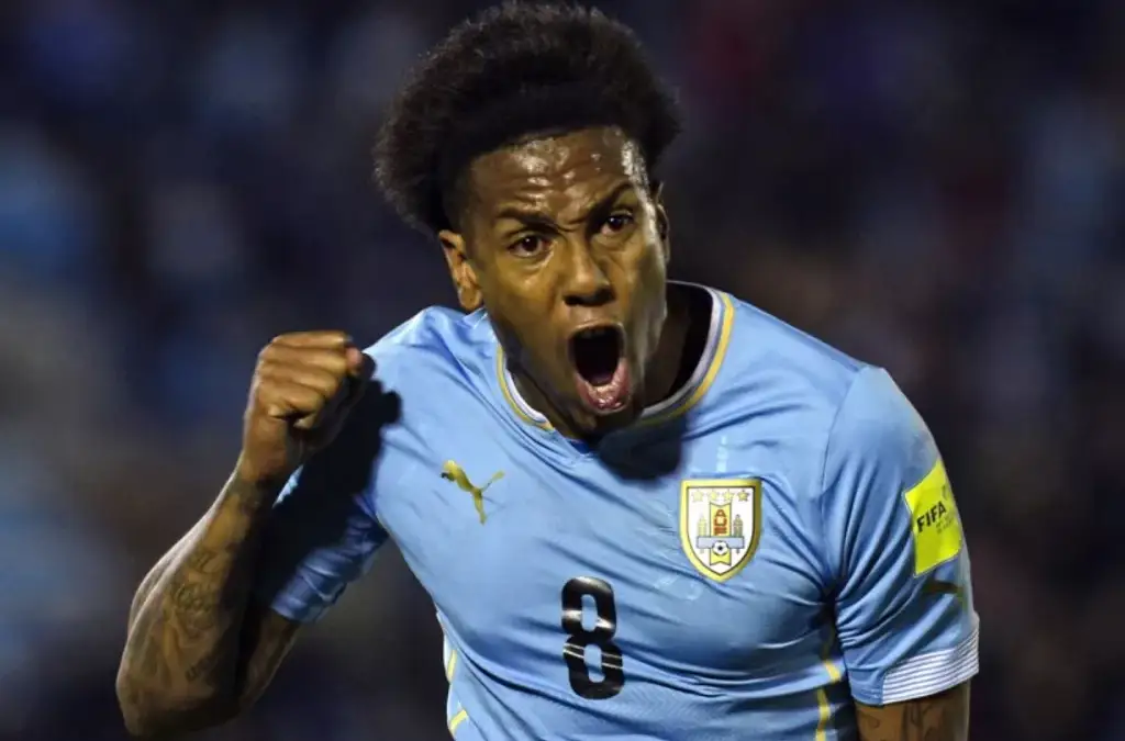 Abel Hernández comenzó a ser sondeado por Colo-Colo.