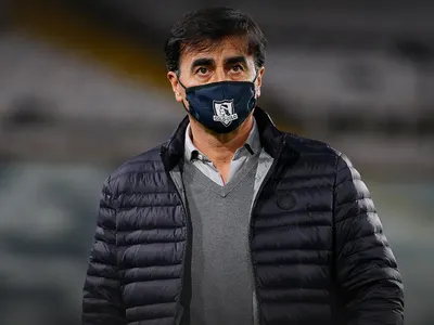 ¡Vuelco total! Gustavo Quinteros estaría en conversaciones para dirigir a importante selección
