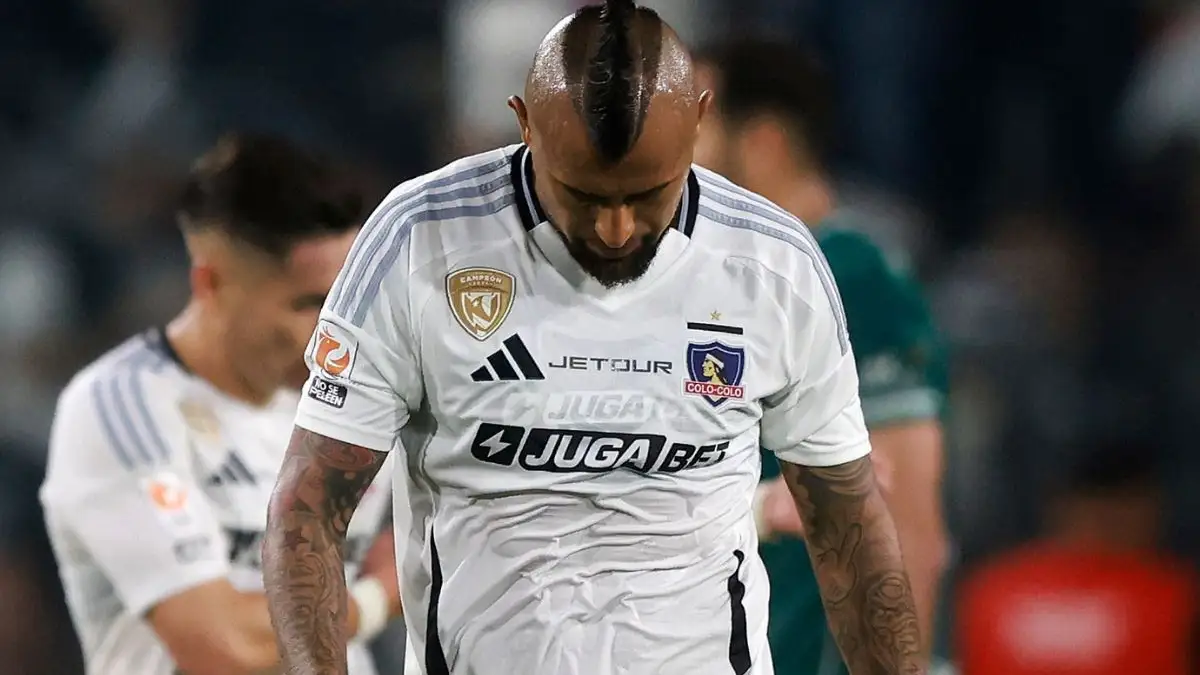 Exdelantero de Colo-Colo, Patricio Yáñez destroza a Arturo Vidal y exige su suplencia
