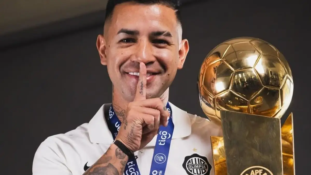 Derlis González.
