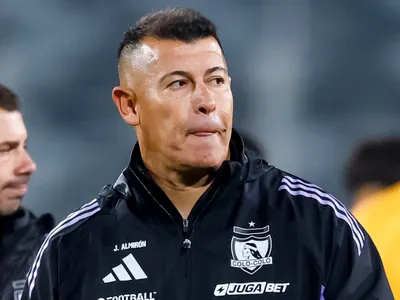 ¿Se salva? El antecedente que exculparía a Jorge Almirón de sus dichos sobre el arbitraje del Superclásico