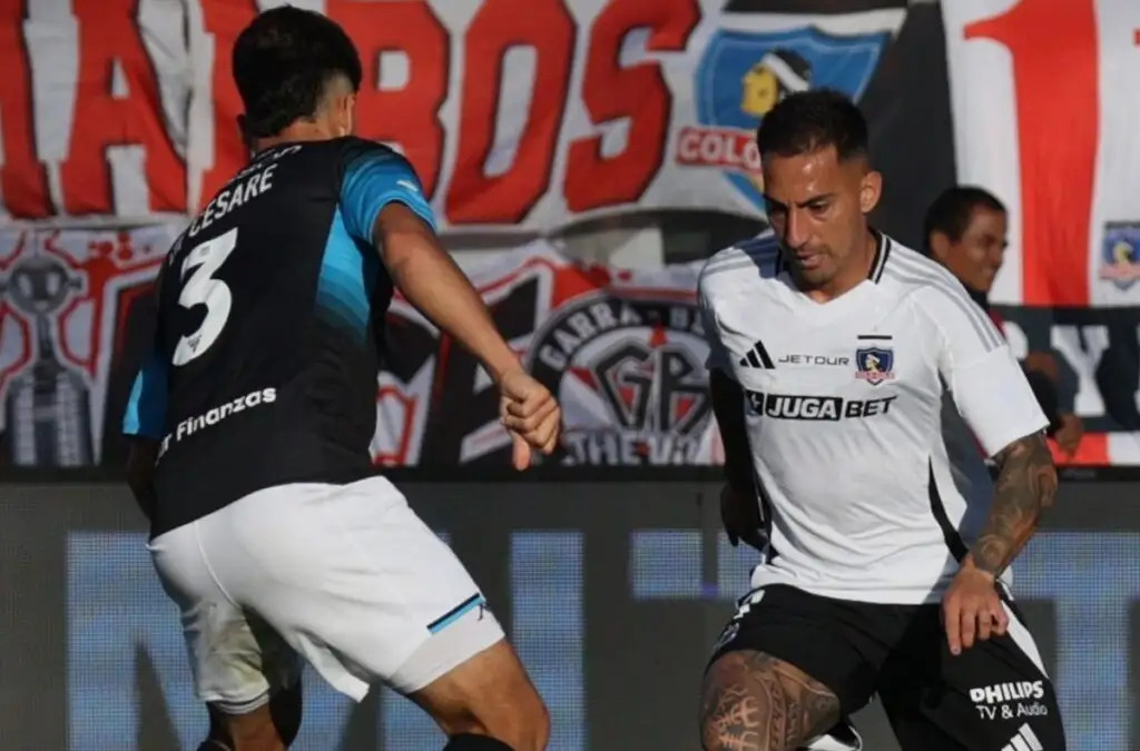 Colo-Colo enfrentaría a Gimnasia y Esgrima de Mendoza.