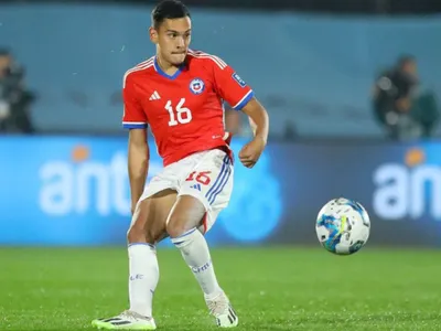 Gabriel Mendoza se cansó de Nayel Mehssatou y eligió a su reemplazante en La Roja para poder vencer a Colombia