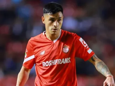 No seguirá en Toluca: Revelan el real estado de las negociaciones de Colo-Colo con Claudio Baeza