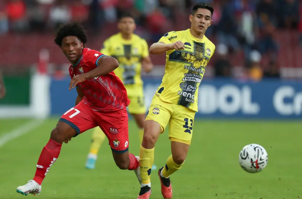 Colo-Colo enfrentará a Sportivo Trinidense por Copa Libertadores.