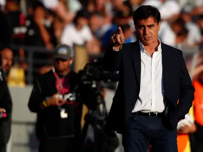 Gustavo Quinteros dispara en duros términos contra el árbitro Fernando Véjar y lanza potente acusación