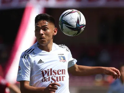 El paso que dio Joan Cruz que podría sentenciar su futuro en Colo-Colo