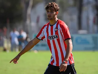 ¿Quién es Bautista Giannoni, el nuevo delantero argentino que llegó a Colo-Colo?