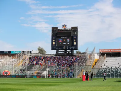 Azul Azul va con todo: Universidad de Chile presenta una querella criminal tras los incidentes en el Superclásico