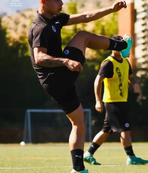 Tomás Roco entrena a la espera de su fichaje en Colo-Colo.