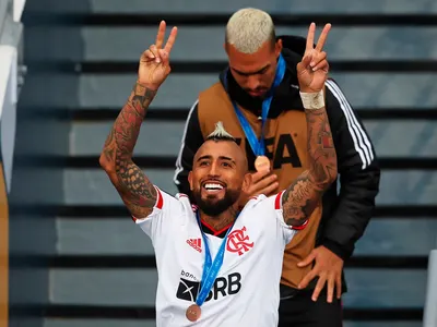 Impacto total: Afirman que Arturo Vidal dejará Flamengo y es buscado por el club de moda en el mundo