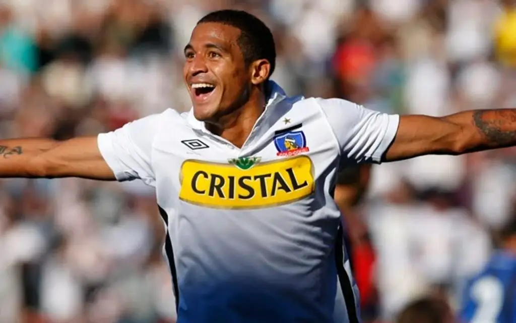Jorge Valdivia quiere que Colo-Colo se refuerce con un jugador que tenga las características de Macnelly Torres.