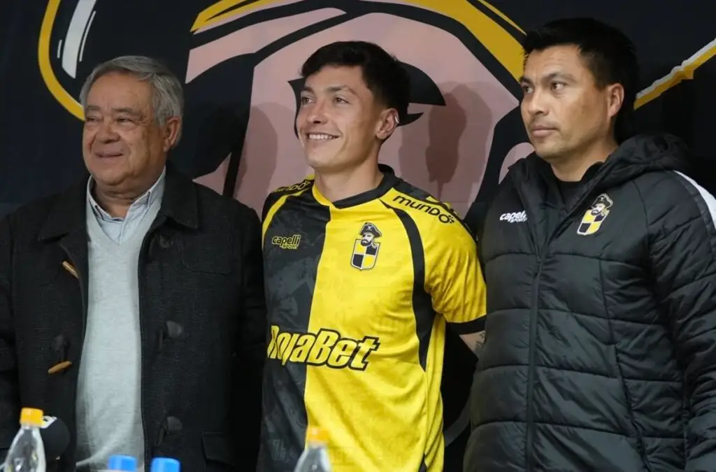 Cristián Zavala dejó Colo-Colo y fichó por Coquimbo Unido.