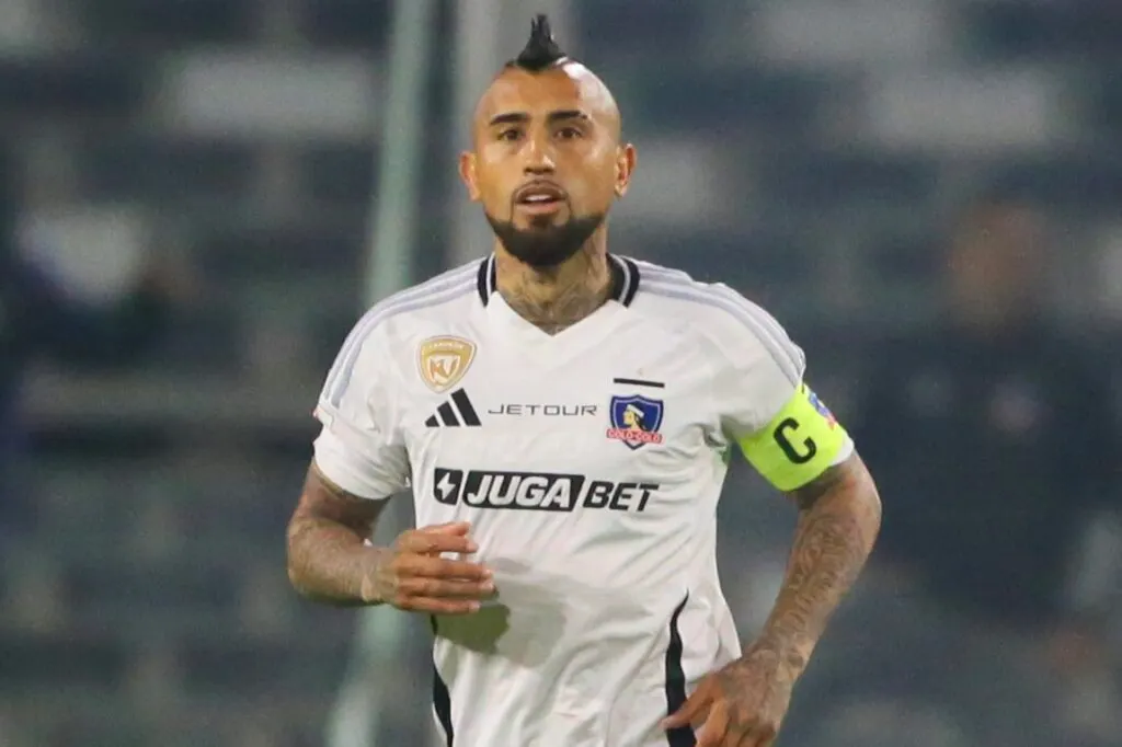 Vidal como capitán de Colo-Colo
