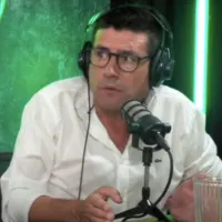 «Alguien tiene que hacerle entender»: Francisco Eguiluz arremete contra Jorge Almirón por el esquema de Colo-Colo