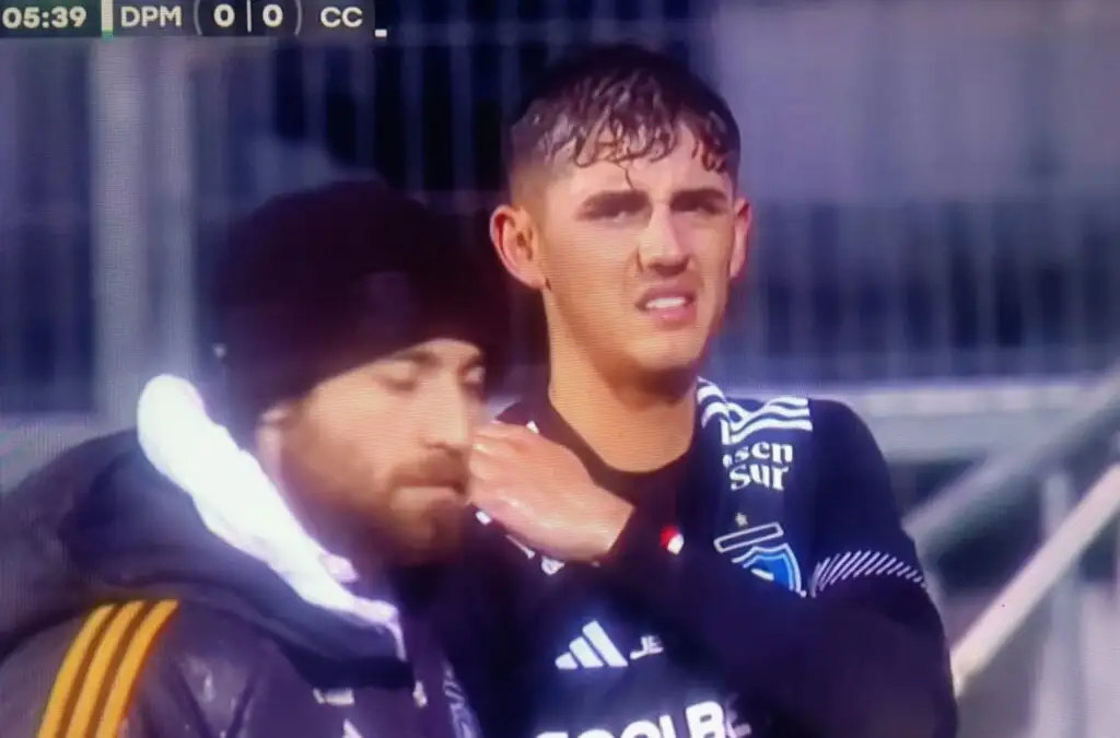 Bruno Gutiérrez salió lesionado en duelo amistoso entre Colo-Colo y Deportes Puerto Montt.