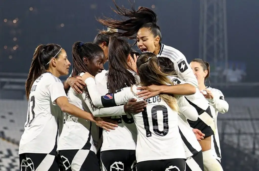 Colo-Colo disputará la fecha 16 de la Liga Femenina.