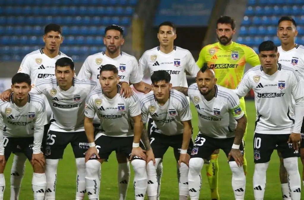 Colo-Colo podría ver partir a varios de sus jugadores en este mercado de pases.