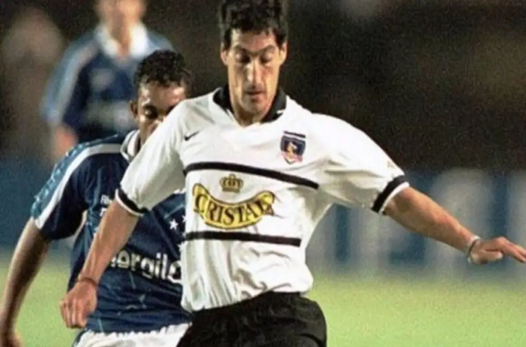 El otrora volante también portó el escudo del Cacique como jugador.