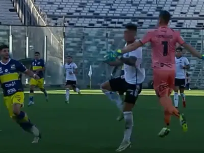 VIDEO: Audios del VAR revelaron cómo se resolvió la expulsión de Ignacio González ante Colo-Colo