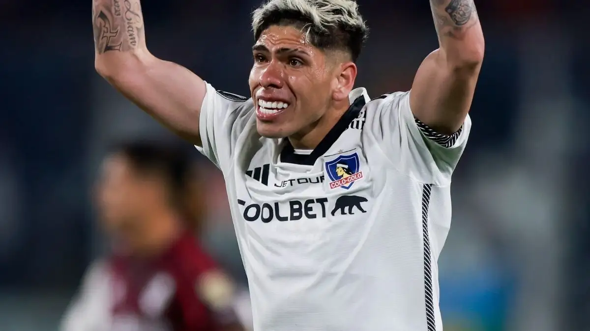 Carlos Palacios sube su valor de mercado.