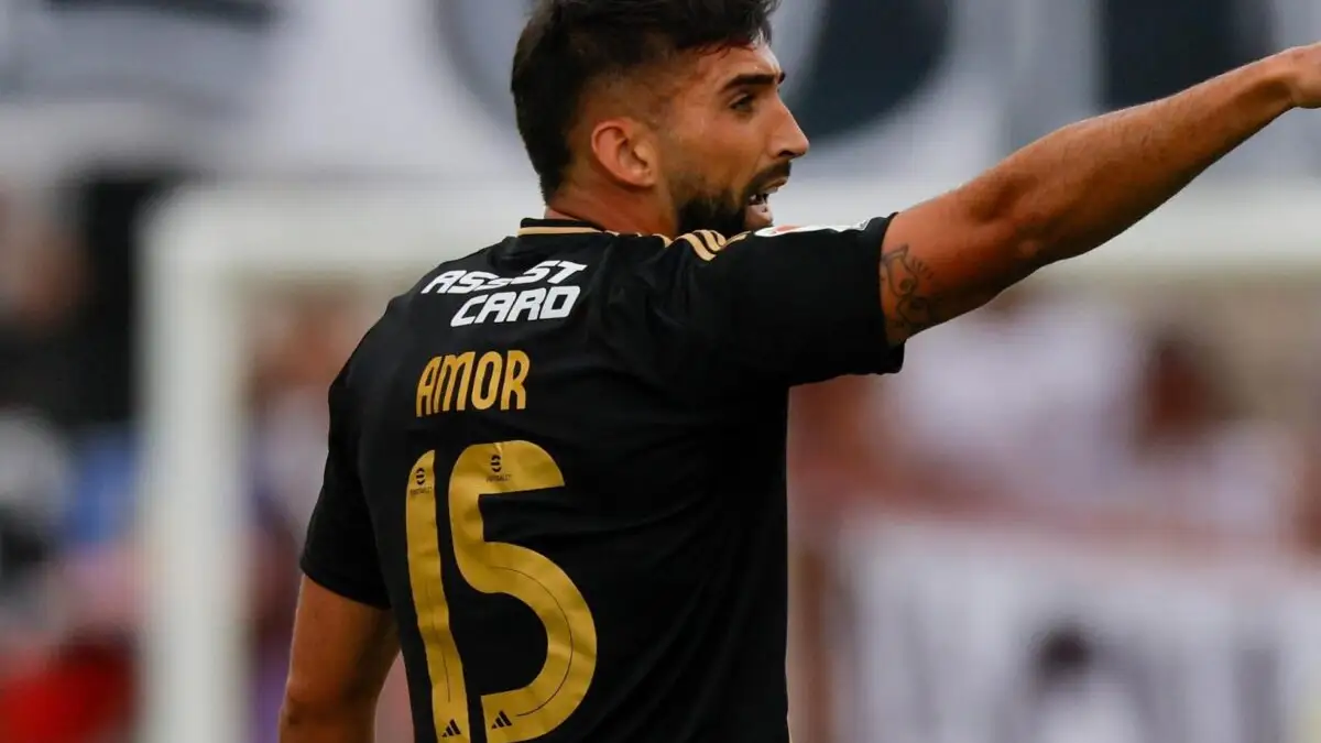 Emiliano Amor.