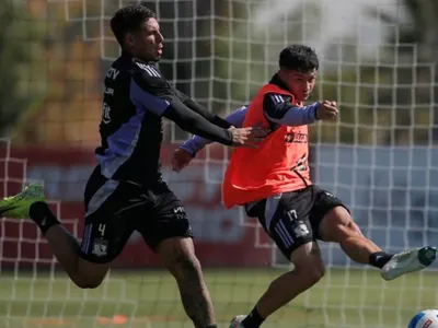 Buscando sorprender a Almirón: El jugador que mostró sus dotes en el amistoso entre Colo-Colo y Santiago Morning