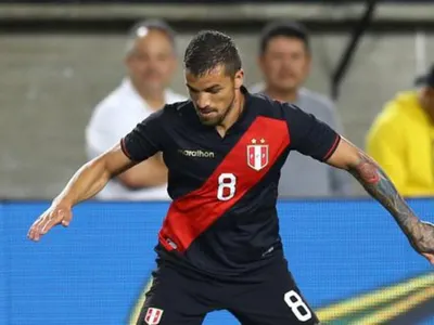 La importante noticia que recibió Gabriel Costa en tierras peruanas