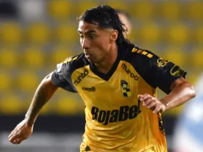 No va a Everton: Grupo Pachuca definió el futuro de Luciano Cabral para 2024