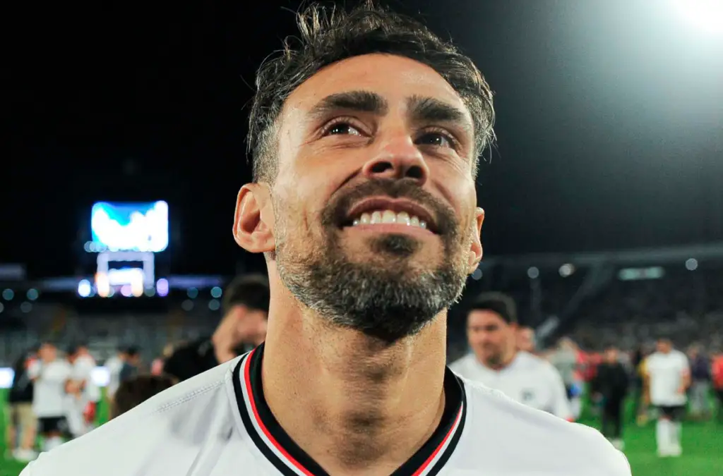 Jorge Valdivia en el partido de despedida de Jaime Valdés.