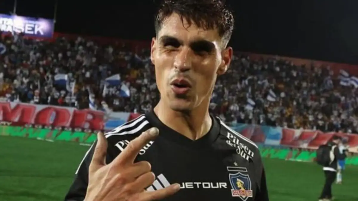 Erick Wiemberg seguirá siendo jugador de Colo-Colo por todo el 2025.