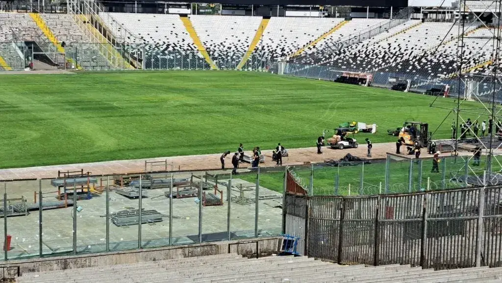 La cancha del Estadio Monumental tras el concierto de Paul McCartney.