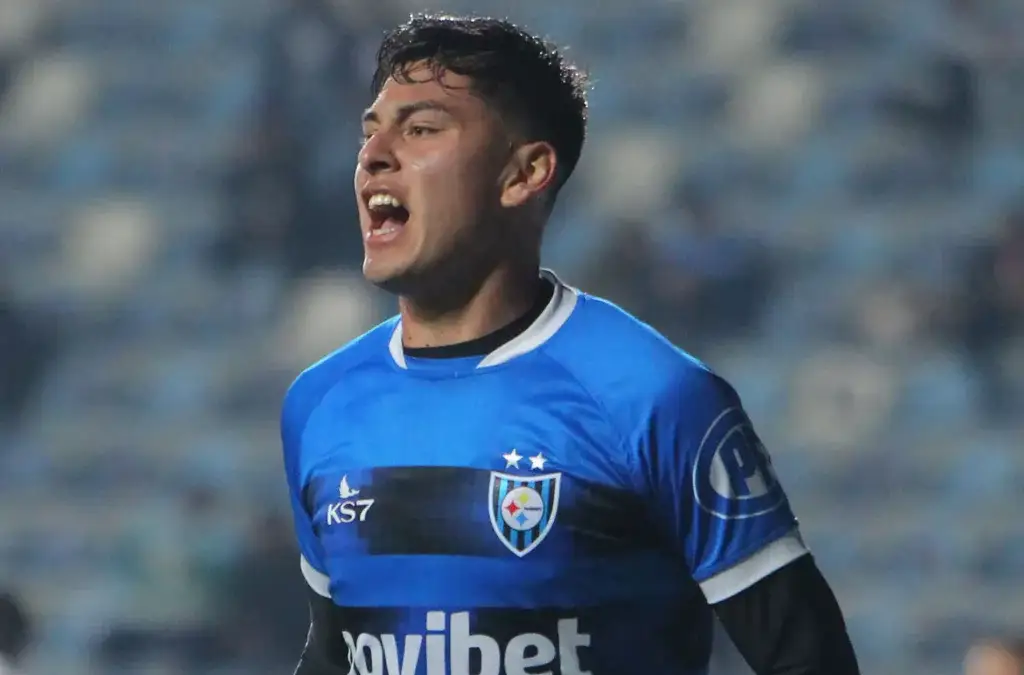 Maximiliano Rodríguez fue elogiado por Arturo Vidal.