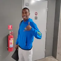 Se acabó la espera: Fabián Castillo llega a Chile con todo y lanza una promesa a los hinchas de Colo-Colo