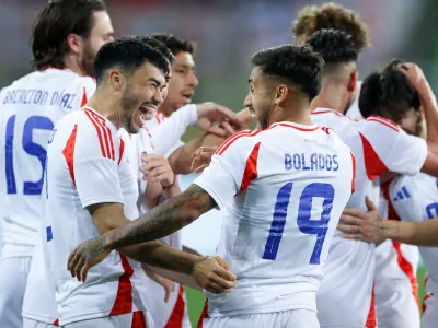 Gareca partió con el pie derecho: La Roja dejó buenas sensaciones en triunfo sobre Albania