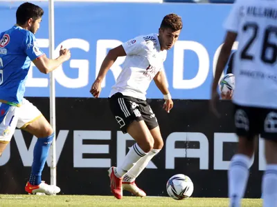 Jugador desechado por Gustavo Quinteros partió a controversial club de la Primera B