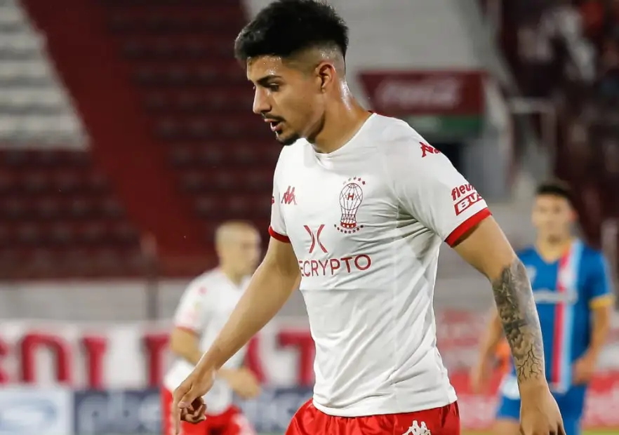 Williams Alarcón se lesionó y es duda para sumarse a La Roja.