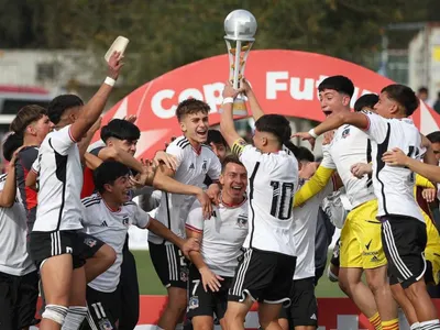 Arsenal entre los invitados: El importante torneo con rivales de lujo en que participará plantel juvenil de Colo-Colo