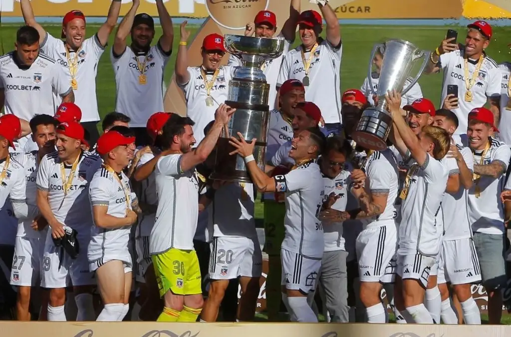 Colo-Colo retornará a los trabajos en diciembre.