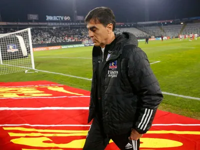 Periodista nacional saca a colación el viaje de Gustavo Quinteros a Portugal tras derrota ante Unión la Calera