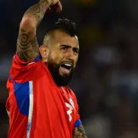 Totalmente enojado: Arturo Vidal desata su furia contra árbitro en la derrota de La Roja ante Argentina