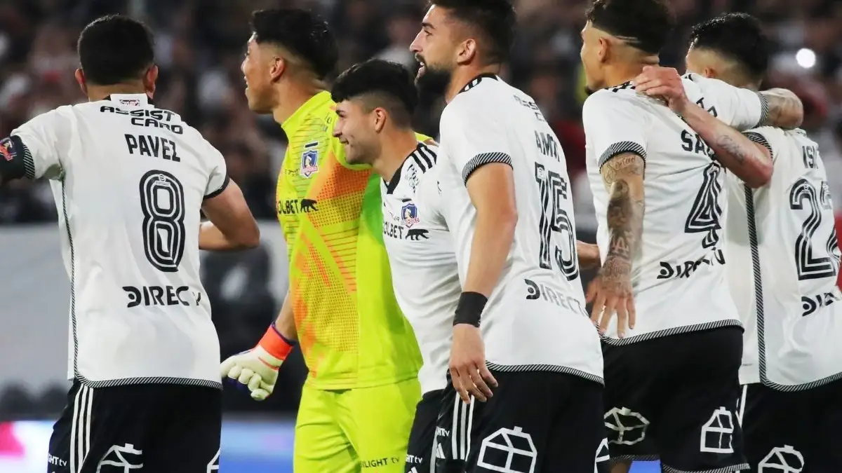 Colo-Colo enfrenta a Unión La Calera.