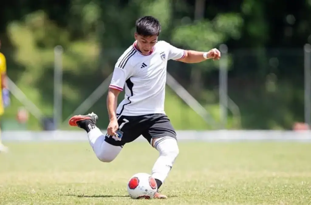 Bastián Silva disputando la Copa Xerém con Colo-Colo Proyección.