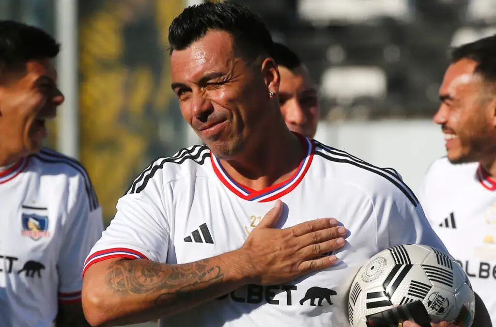 Esteban Paredes criticó el alza de los abonos para 2025.