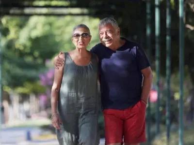 La emotiva dedicatoria de Carlos Caszely a su esposa: »Mi estrella más luminosa»