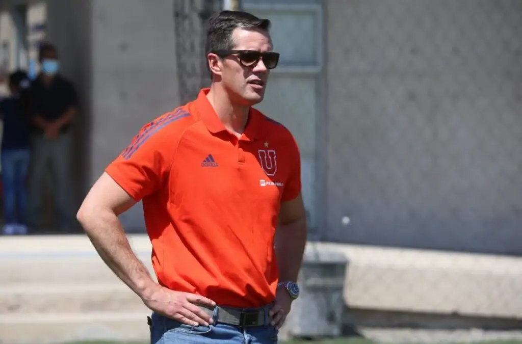 Michael Clark condenó los hechos vividos en el Estadio Monumental.