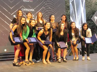 Tres jugadoras albas premiadas en los Premios Contragolpe 2021